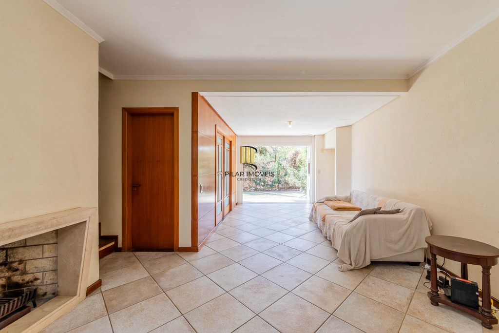 Casa de Condomínio 3 dormitórios no bairro Três Figueiras