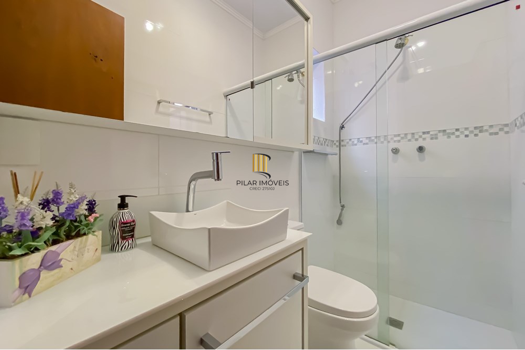 Casa 4 dormitórios no bairro Teresópolis