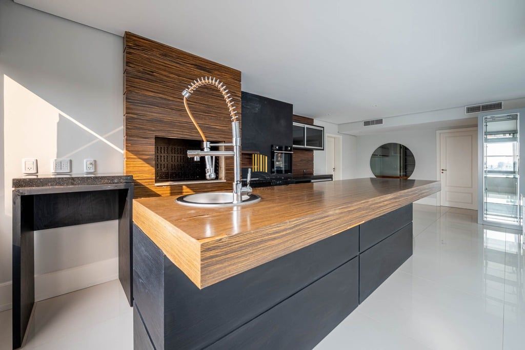 Apartamento 4 dormitórios no bairro Bela Vista