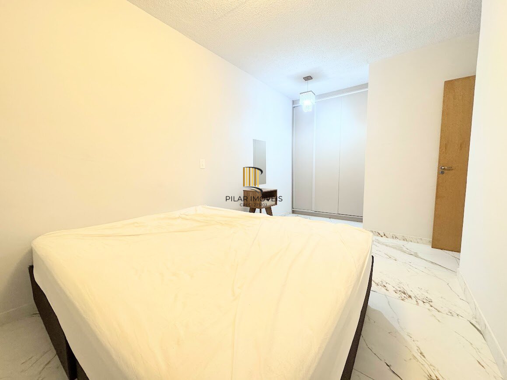 Apartamento 2 dormitórios no bairro Olaria