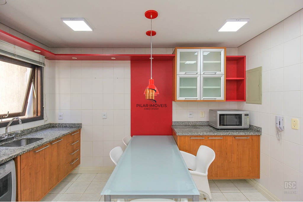 Apartamento 3 dormitórios no bairro Petrópolis