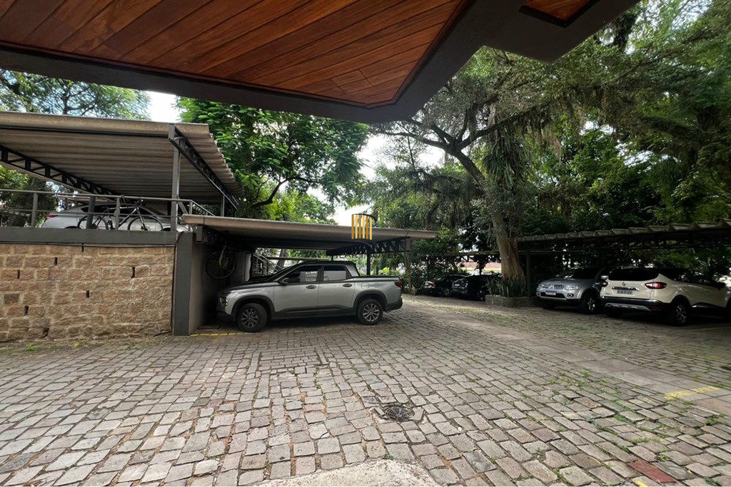 Apartamento 3 dormitórios no bairro Azenha