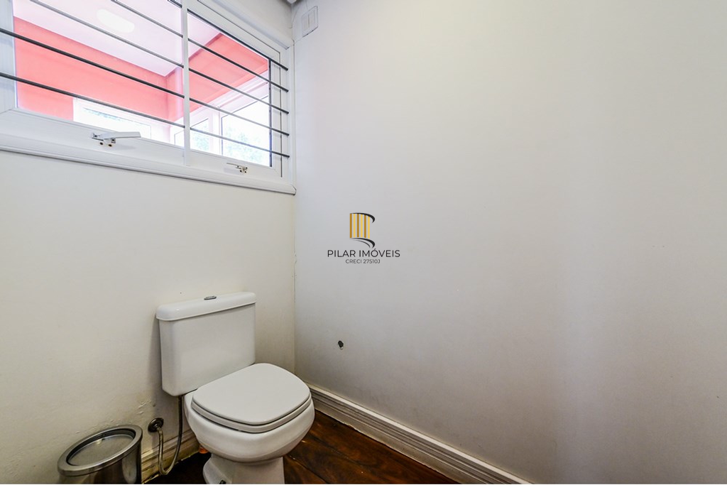 Casa 4 dormitórios no bairro Morro Santana