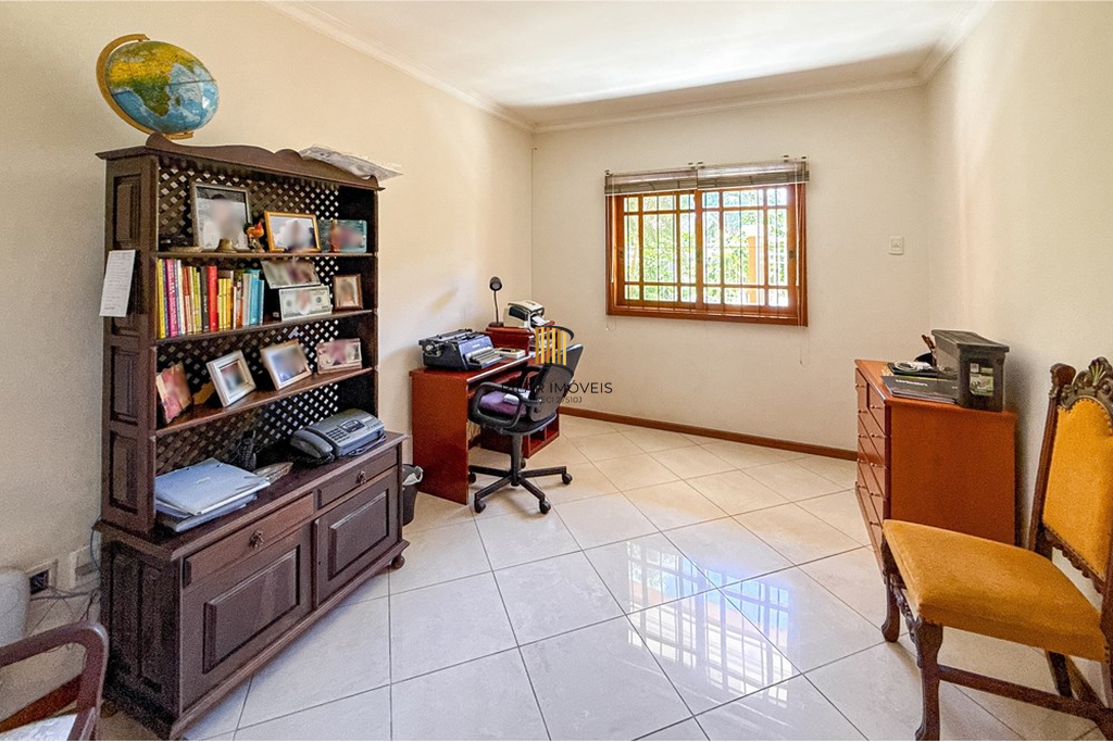 Casa 6 dormitórios no bairro Marechal Rondon