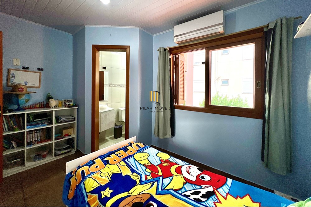 Casa 2 dormitórios no bairro Igara