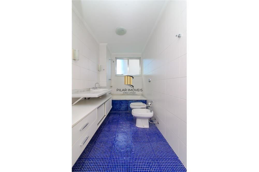 Apartamento 4 dormitórios no bairro Centro Histórico