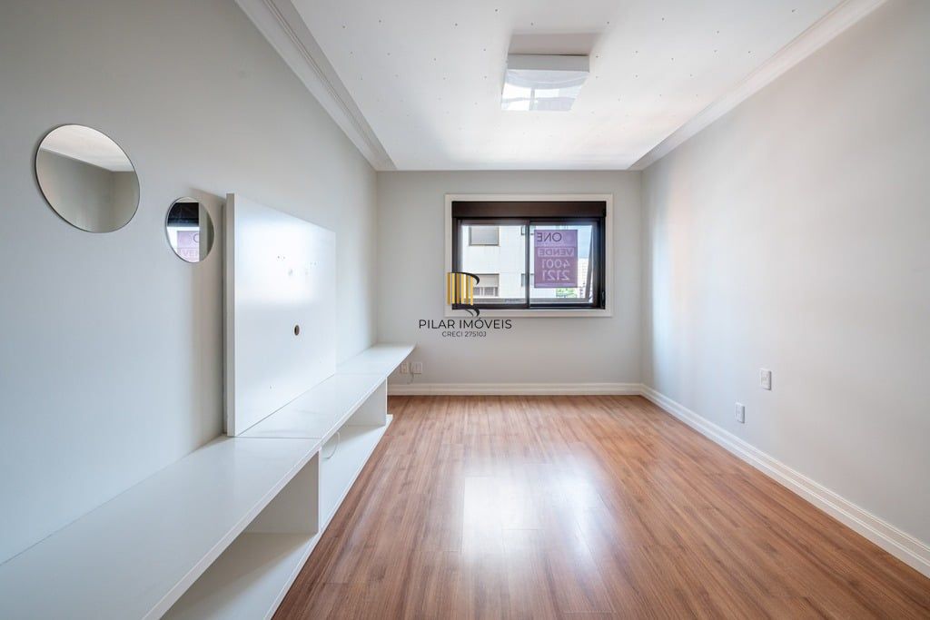 Apartamento 4 dormitórios no bairro Bela Vista
