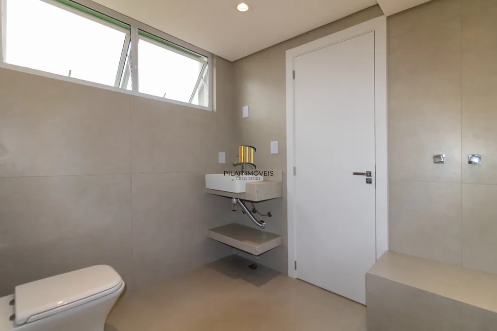 Apartamento 3 dormitórios no bairro Petrópolis