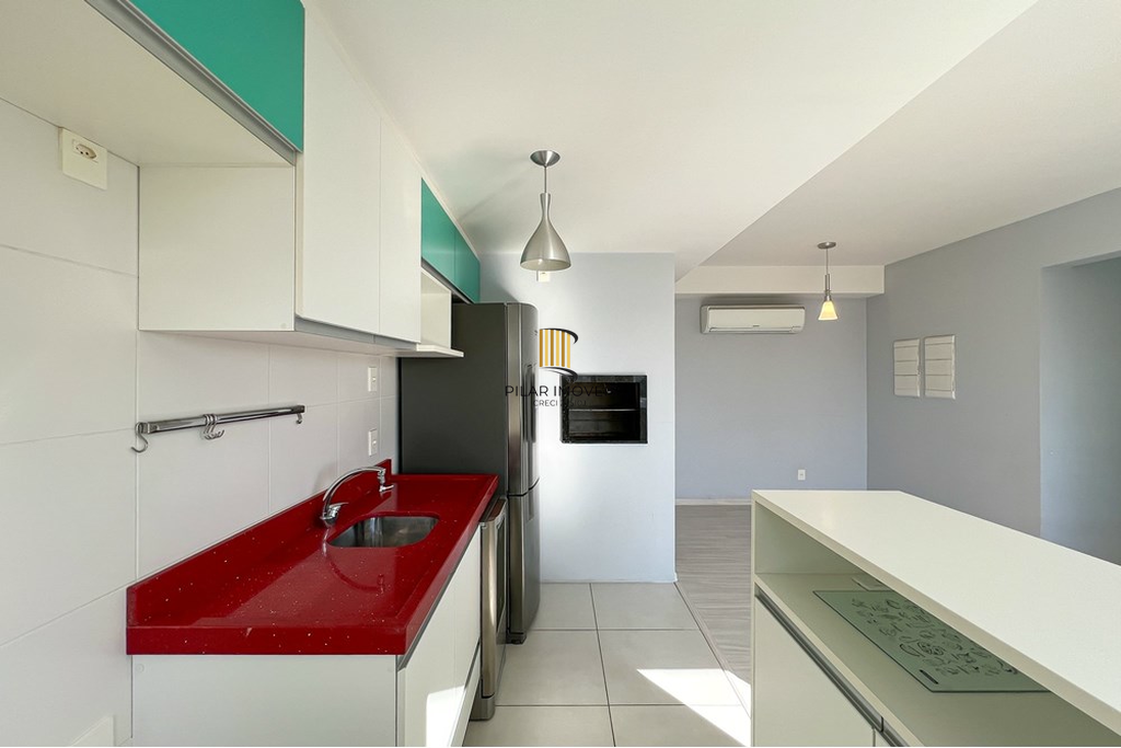 Apartamento 2 dormitórios no bairro Azenha