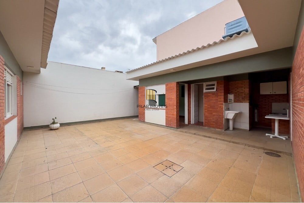 Casa 3 dormitórios no bairro Remanso