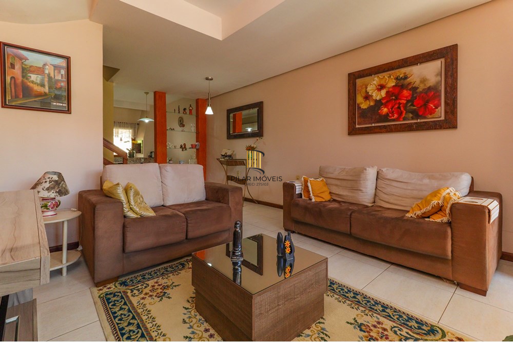 Casa 2 dormitórios no bairro Vila Nova