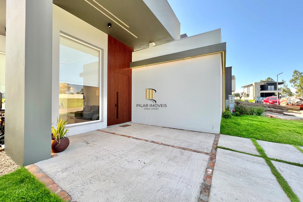 Casa de Condomínio 3 dormitórios no bairro Sanga Funda