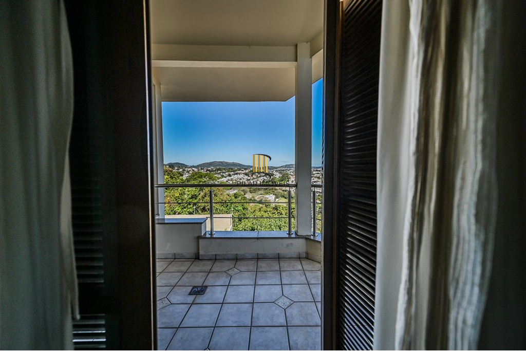 Casa de Condomínio 3 dormitórios no bairro Nonoai