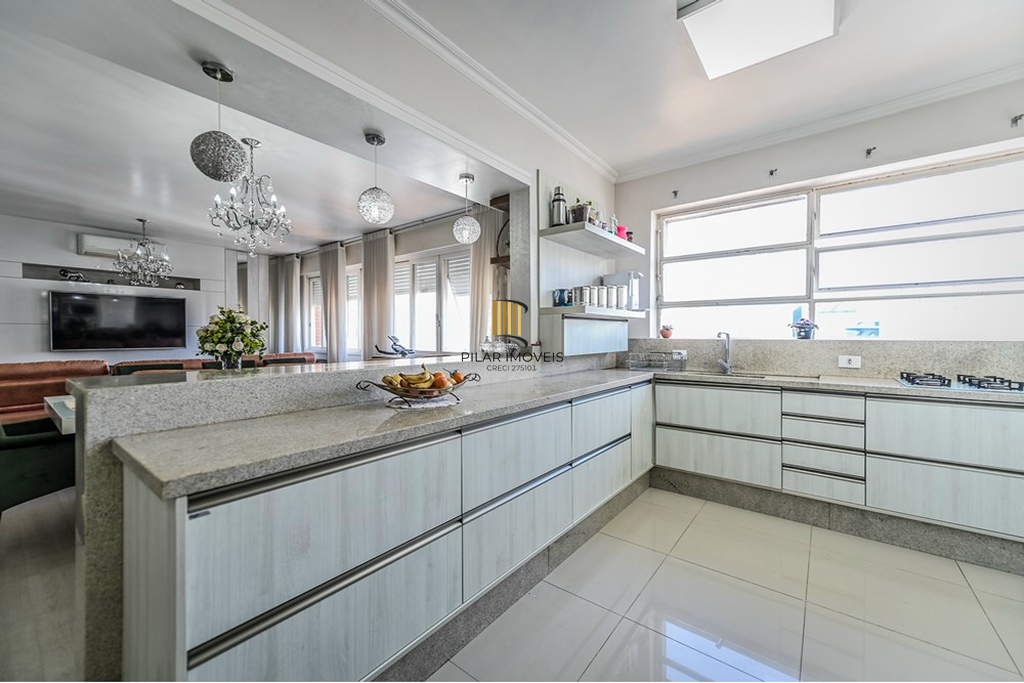 Apartamento 4 dormitórios no bairro Independência