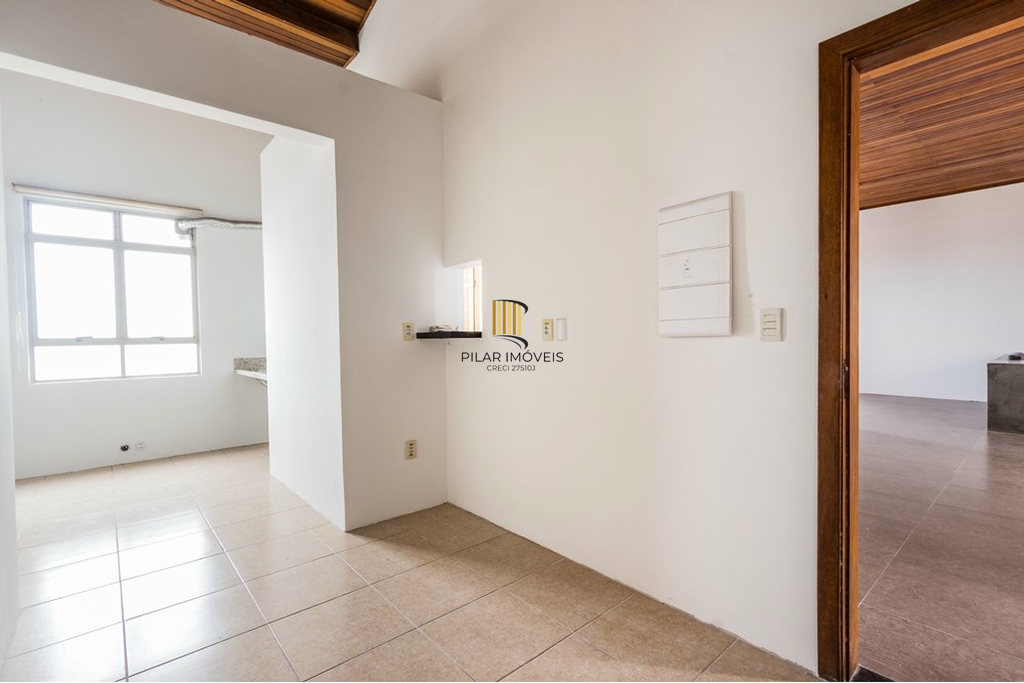 Apartamento 4 dormitórios no bairro Cidade Baixa