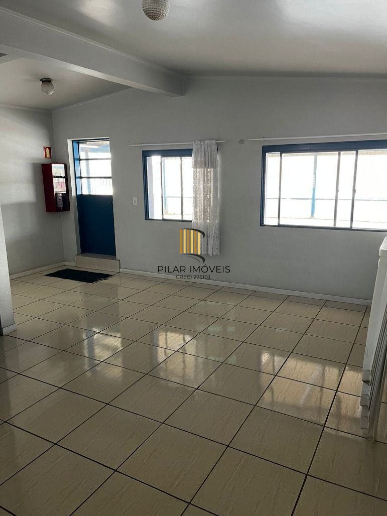 Vende ótimo apto de 02 dormitórios