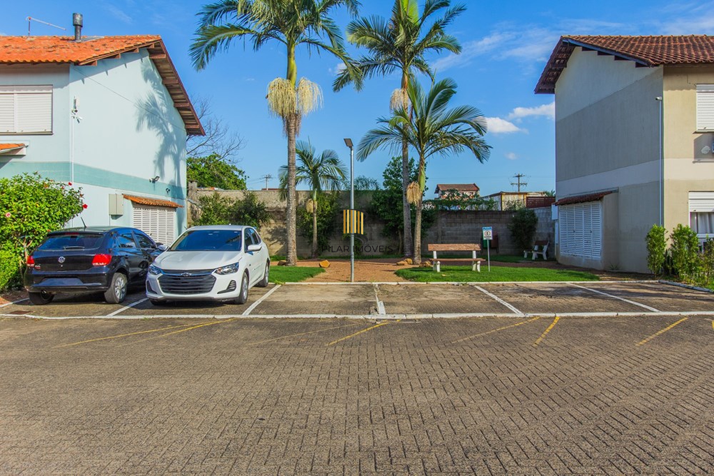 Casa 2 dormitórios no bairro Fátima