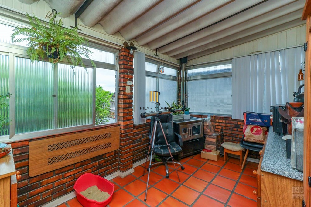 Casa 4 dormitórios no bairro Santo Antônio