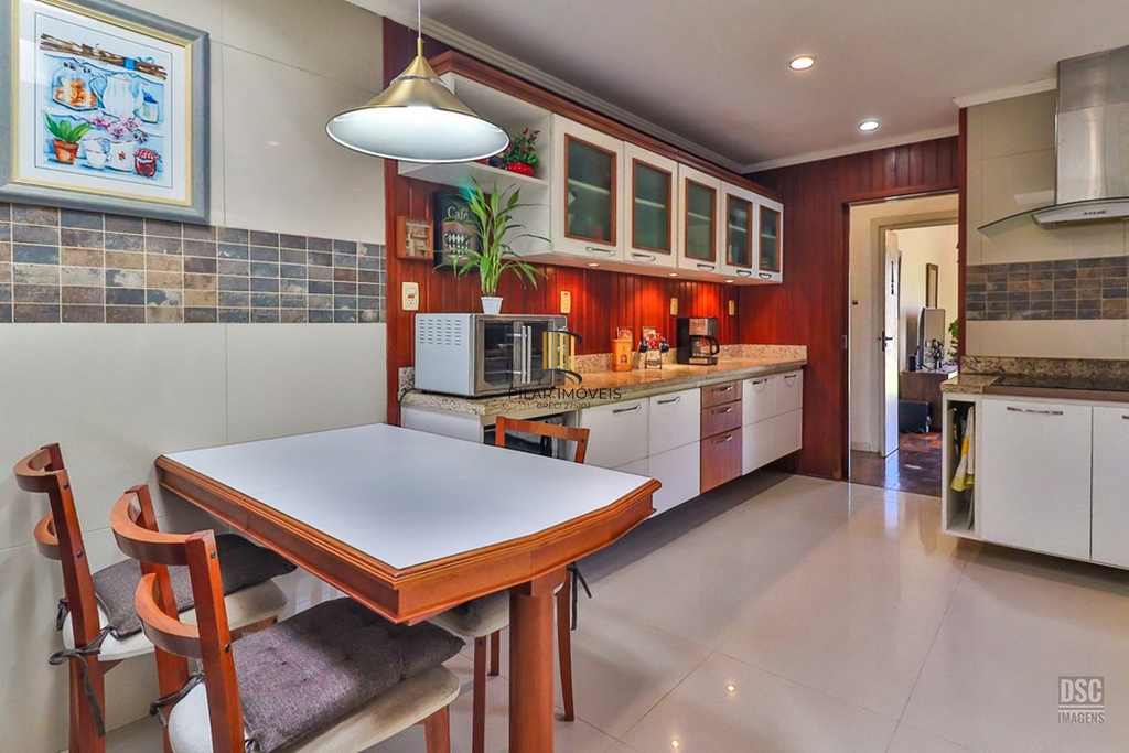 Casa 3 dormitórios no bairro Passo da Areia