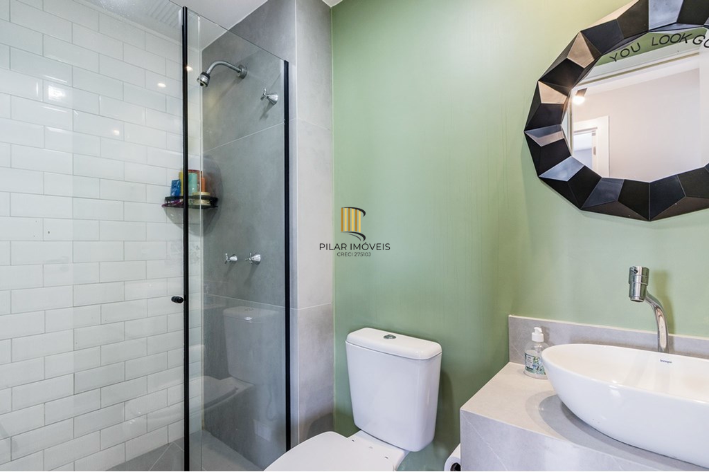 Apartamento 2 dormitórios no bairro Azenha