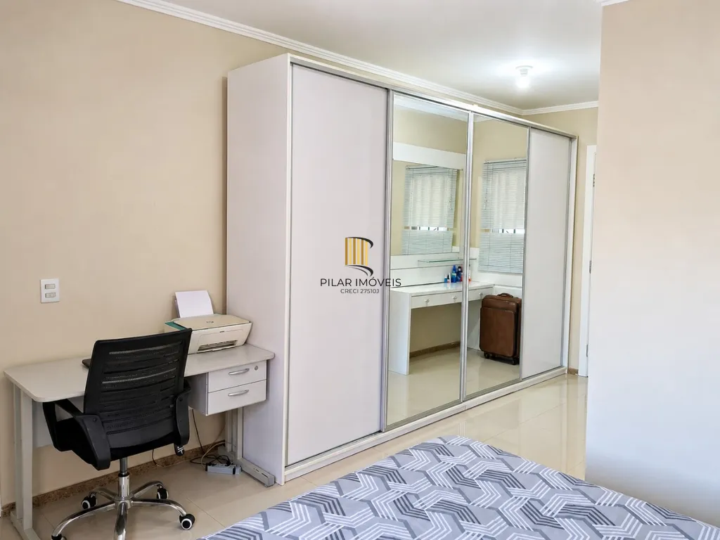 Casa 3 dormitórios no bairro Jardim dos Lagos