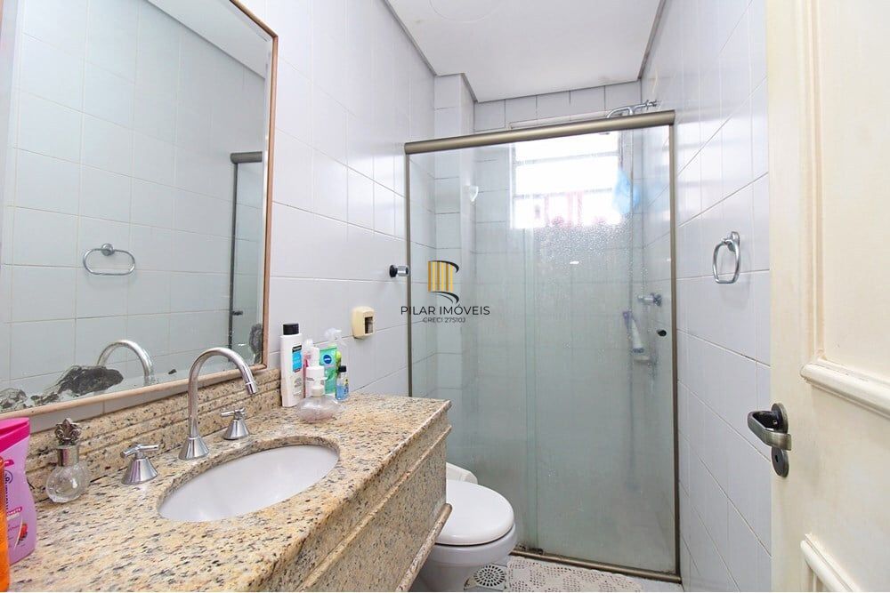 Apartamento 2 dormitórios no bairro Glória