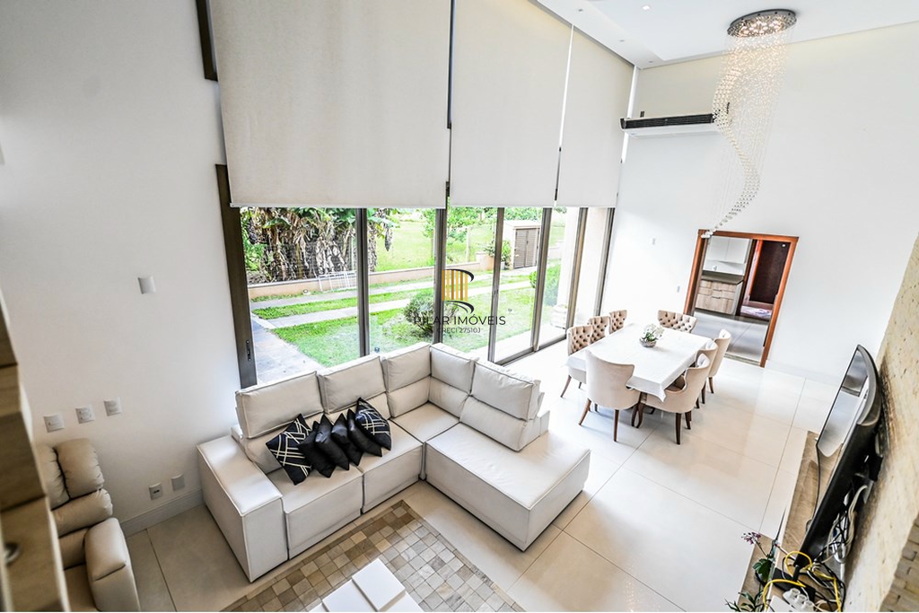 Casa de Condomínio 5 dormitórios no bairro São Lucas