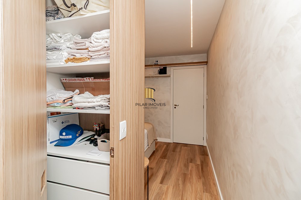 Apartamento 2 dormitórios no bairro Menino Deus