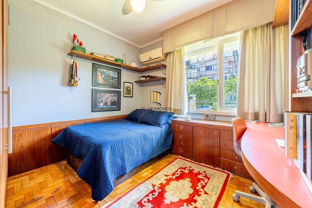 Casa 3 dormitórios no bairro Chácara das Pedras