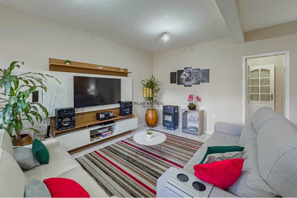 Casa 3 dormitórios no bairro Sarandi