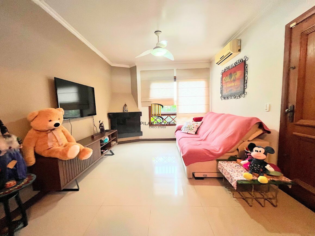 Casa 3 dormitórios no bairro Espírito Santo