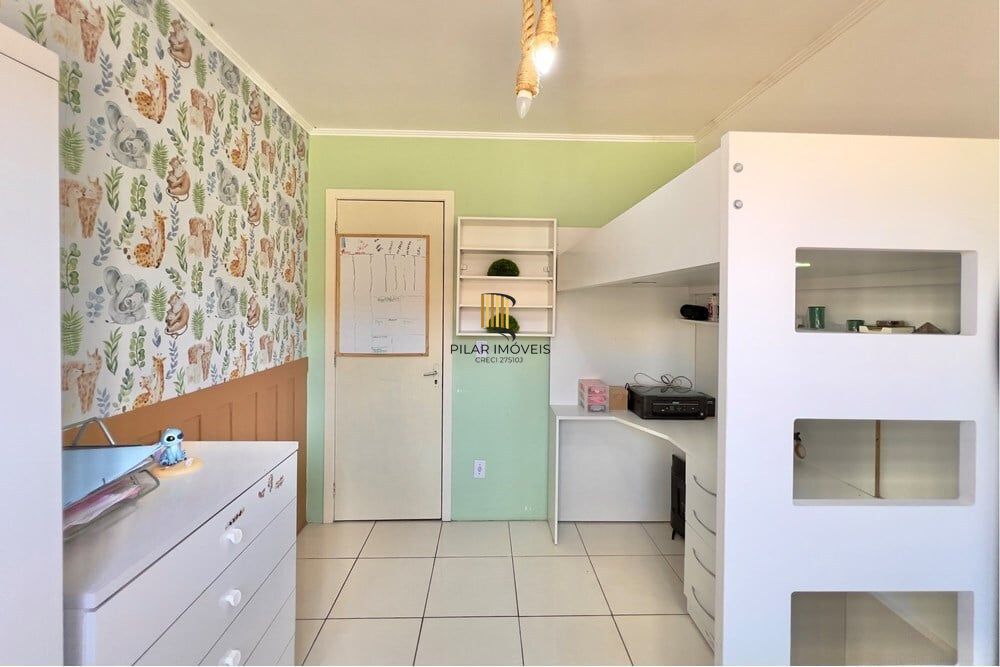 Casa de Condomínio 2 dormitórios no bairro Olaria