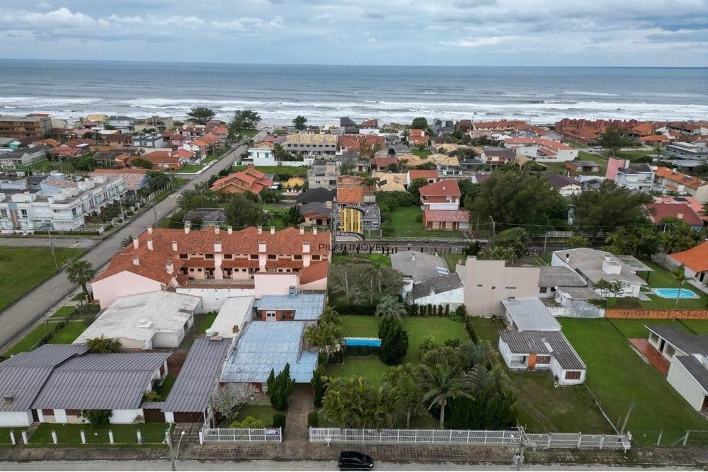Casa 3 dormitórios no bairro Remanso