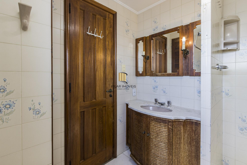 Cobertura 3 dormitórios no bairro Menino Deus