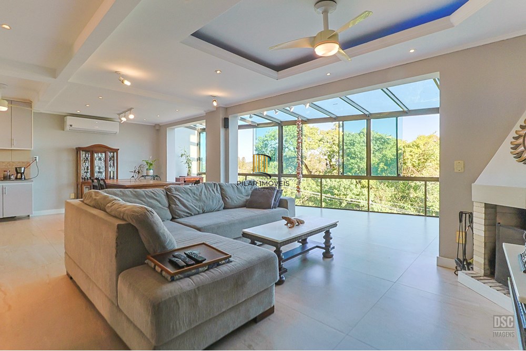 Casa de Condomínio 3 dormitórios no bairro Vila Conceição