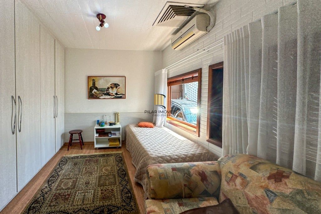 Casa 3 dormitórios no bairro Três Figueiras