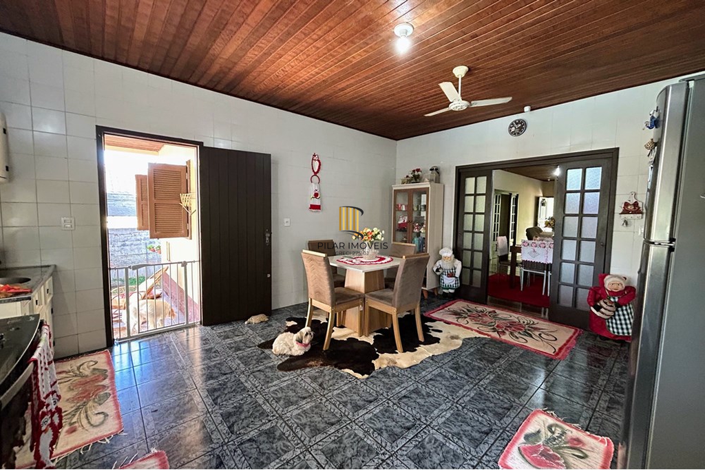 Casa 3 dormitórios no bairro Centro