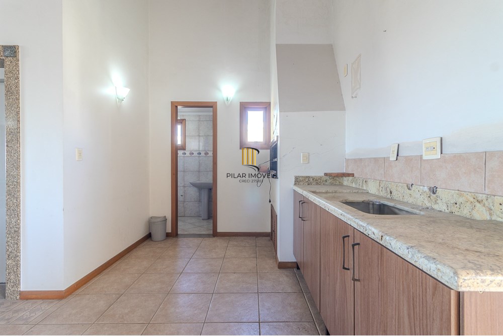 Casa 3 dormitórios no bairro Chácara das Pedras