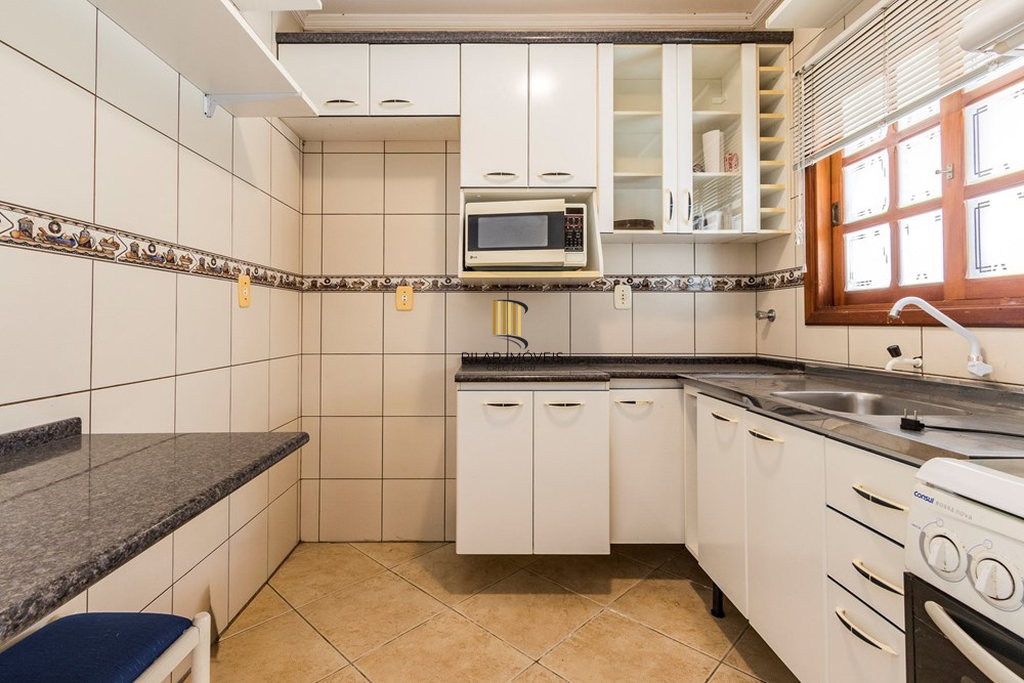 Casa de Condomínio 2 dormitórios no bairro Aberta dos Morros