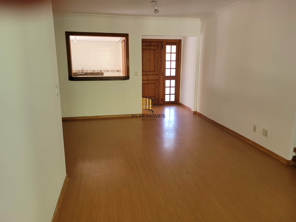 Apartamento 4 dormitórios no bairro Cavalhada