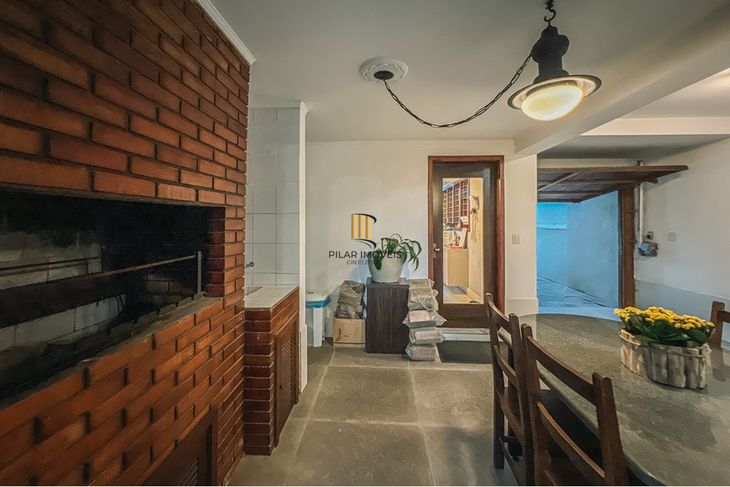 Casa 4 dormitórios no bairro São José