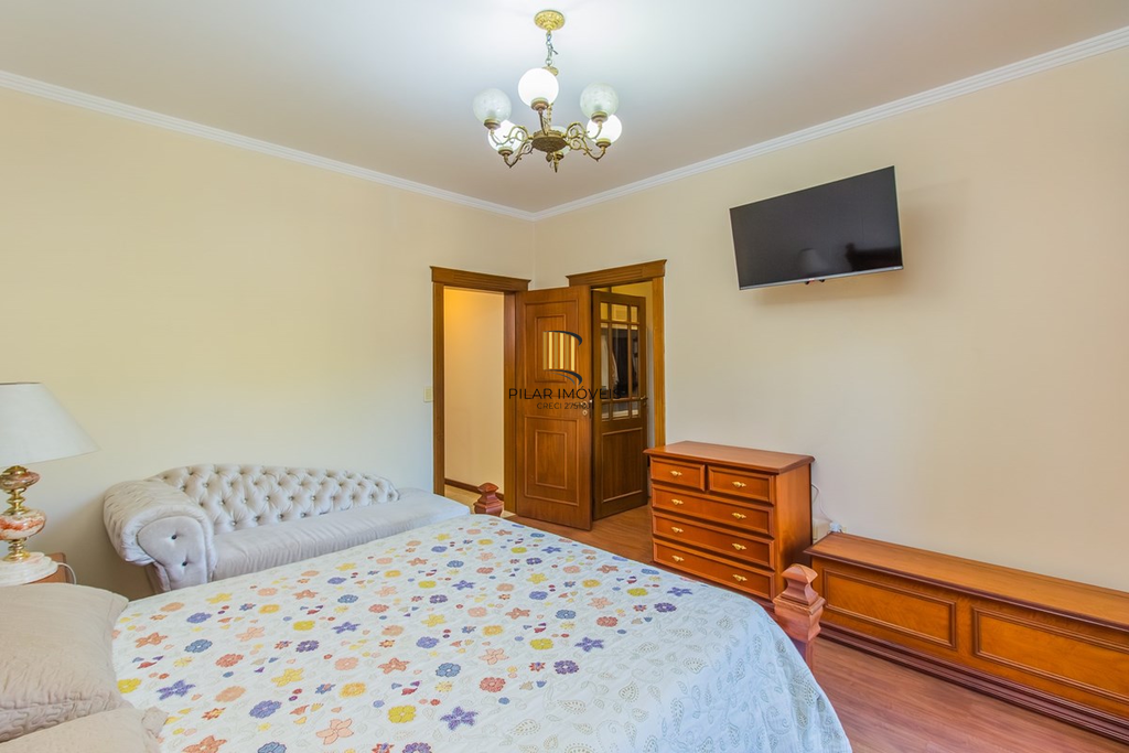 Casa 4 dormitórios no bairro Estância Velha