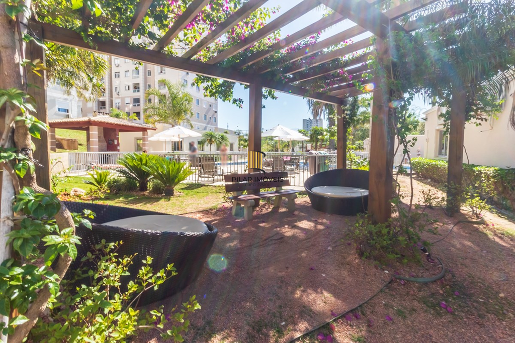 Apartamento 2 dormitórios no bairro Morro Santana