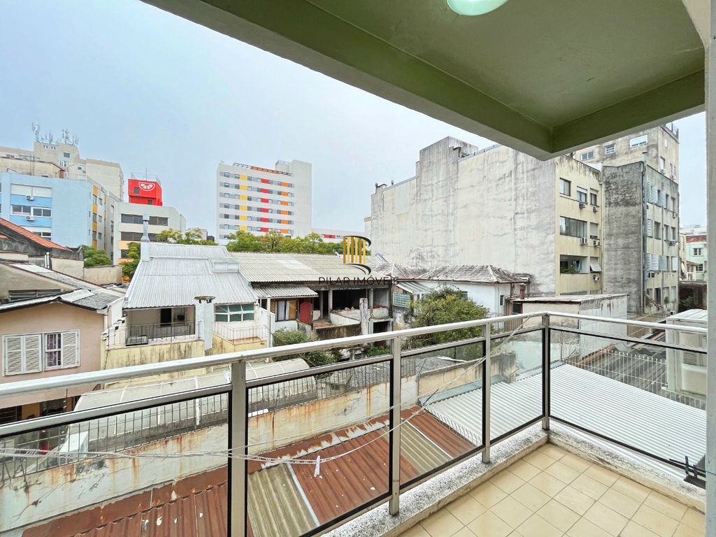 Apartamento 2 dormitórios no bairro Bom Fim