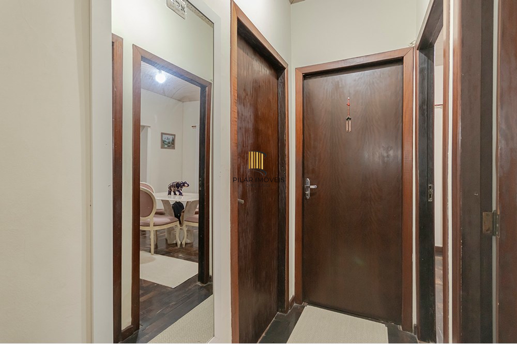 Casa 4 dormitórios no bairro Passo da Areia