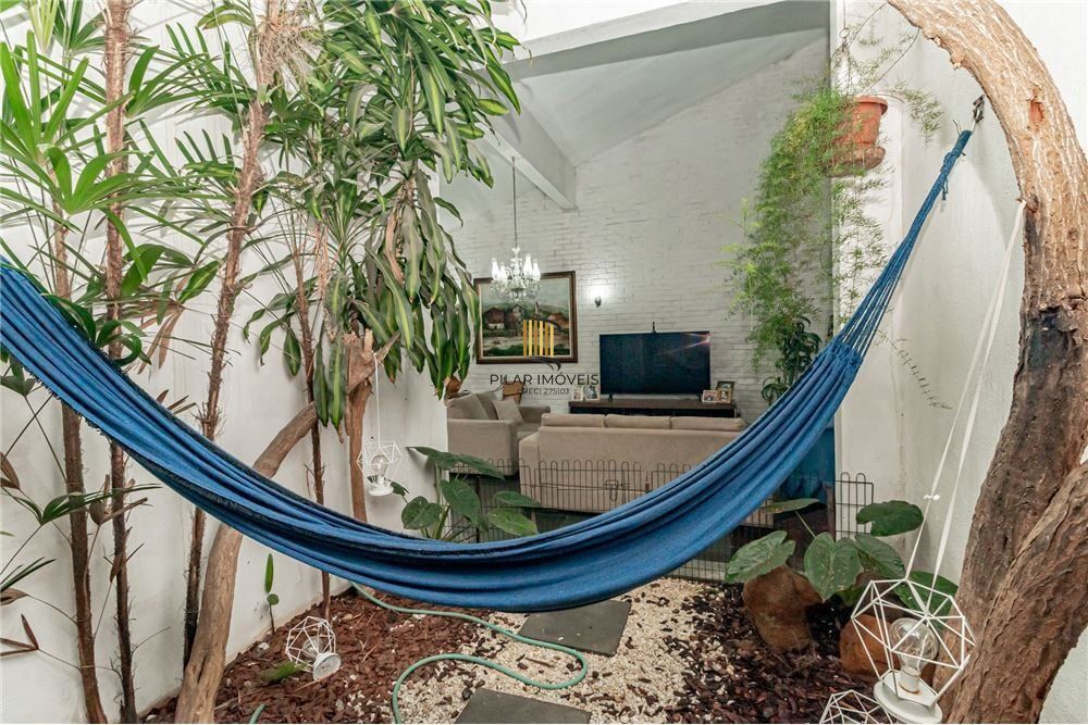 Casa 6 dormitórios no bairro Boa Vista