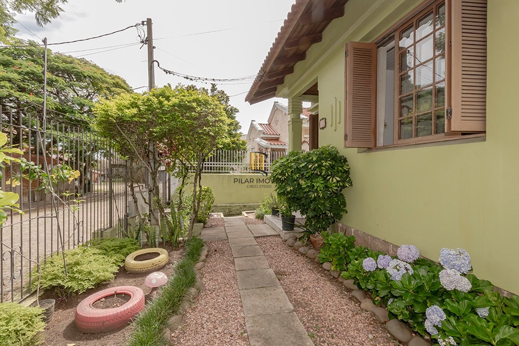 Casa 2 dormitórios no bairro Teresópolis