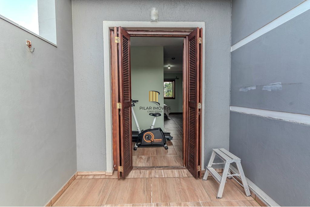 Casa 3 dormitórios no bairro Rubem Berta