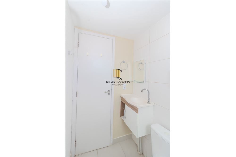 Apartamento 2 dormitórios no bairro Lomba do Pinheiro