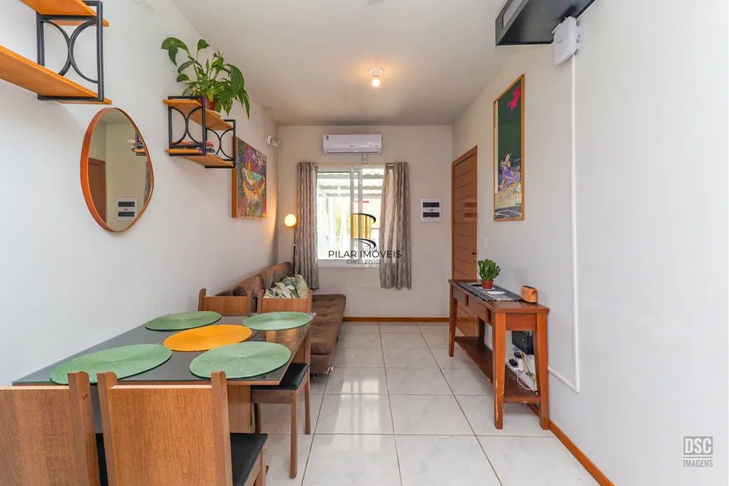 Casa 2 dormitórios no bairro Restinga